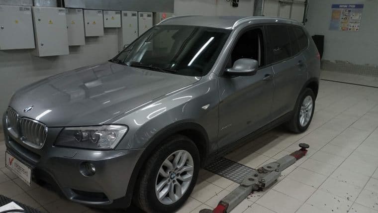 BMW X3, 2011