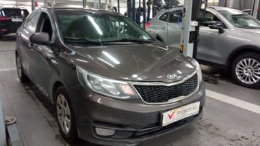 KIA Rio 2015 года, 210 000 км - вид 2