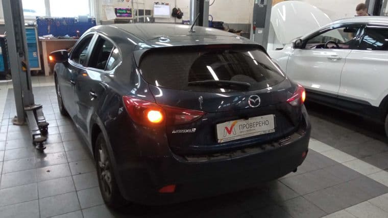 Mazda 3, 2015 - вид 3
