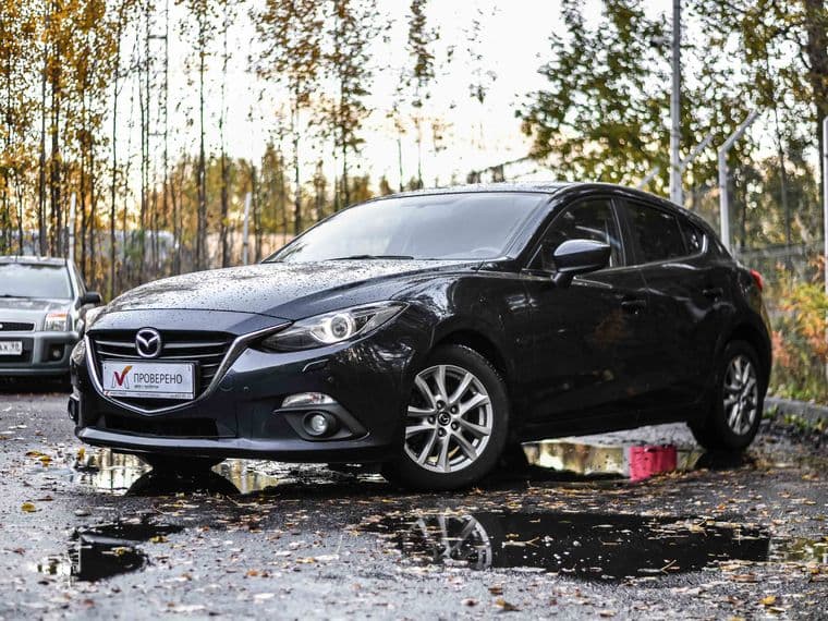 Mazda 3, 2015