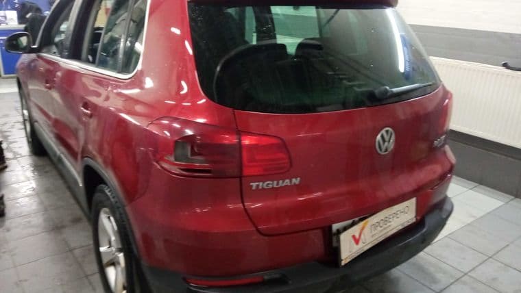 Volkswagen Tiguan, 2012 - вид 3
