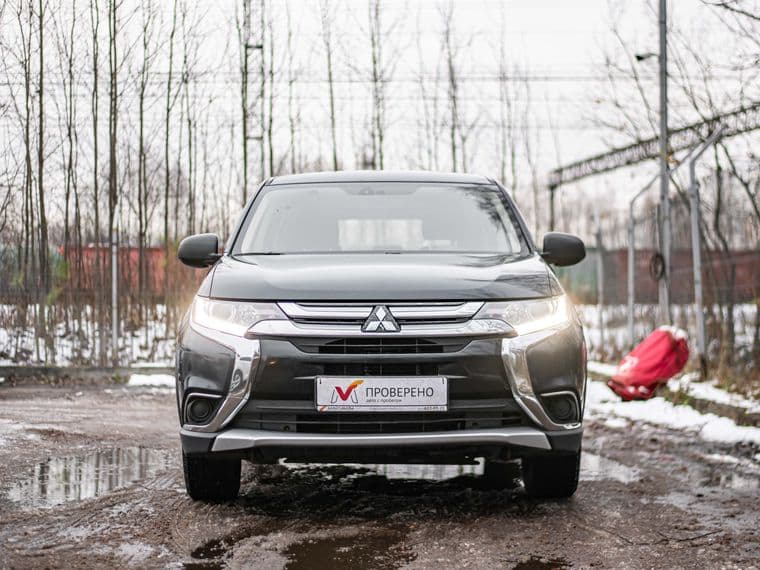 Mitsubishi Outlander, 2018 - вид 2