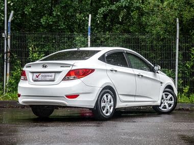 Hyundai Solaris 2013 года, 162 075 км - вид 2