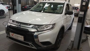 Mitsubishi Outlander 2021 года, 45 260 км - вид 1