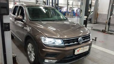 Volkswagen Tiguan 2017 года, 171 780 км - вид 2