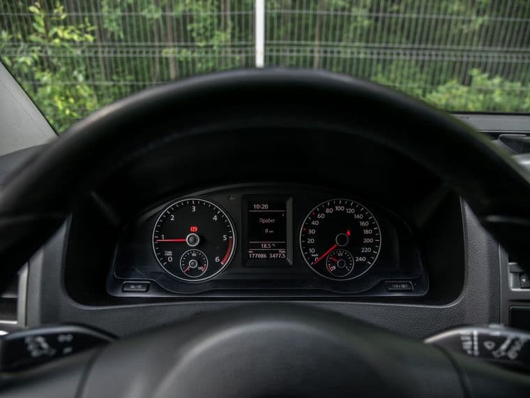 Volkswagen Caravelle, 2015 - вид 4