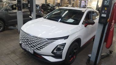 Omoda C5 2023 года, 50 825 км - вид 1