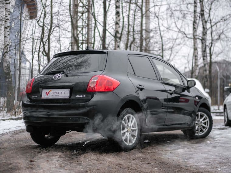Toyota Auris, 2008 - вид 1