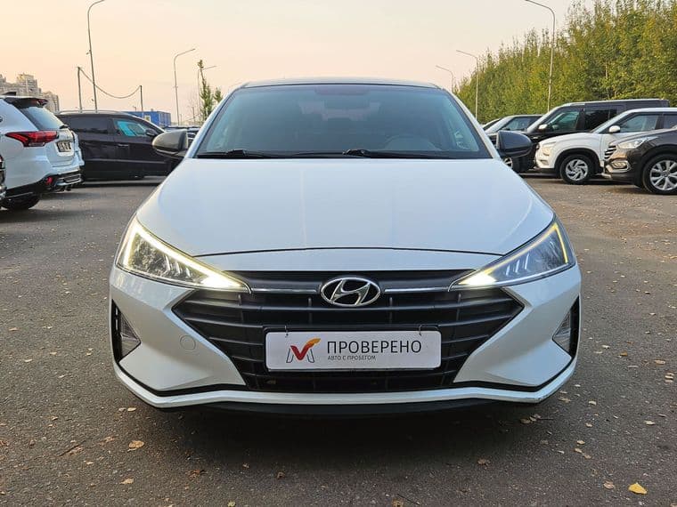 Hyundai Elantra, 2020 - вид 2