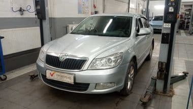 Skoda Octavia 2011 года, 304 246 км - вид 1