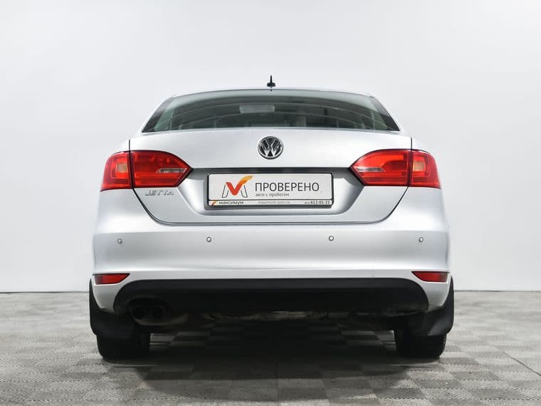 Volkswagen Jetta, 2012 - вид 4