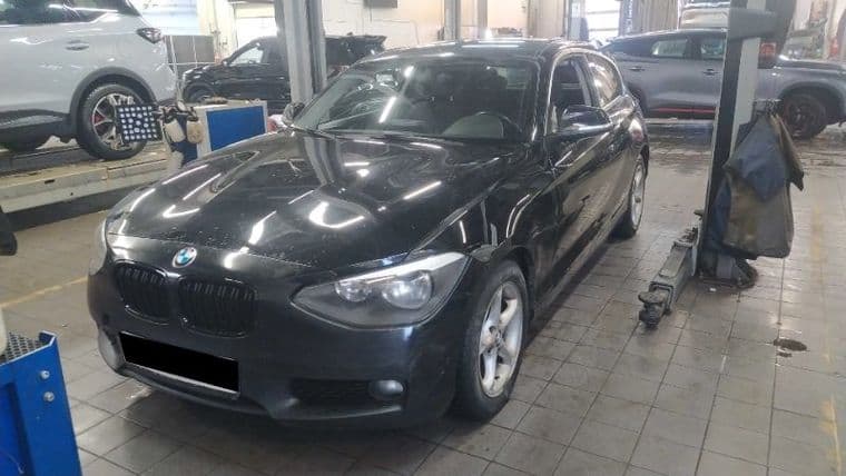 BMW 1 серия 2012 года, 236 310 км - вид 1