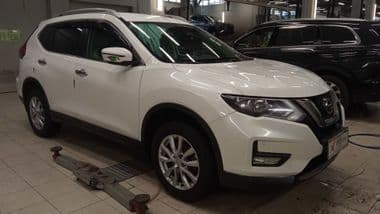 Nissan X-Trail 2020 года, 133 408 км - вид 2