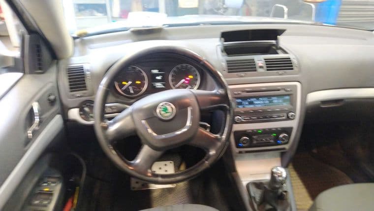 Skoda Octavia, 2010 - вид 4