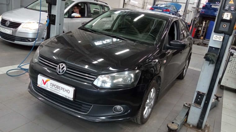 Volkswagen Polo 2012 года, 104 405 км - вид 1