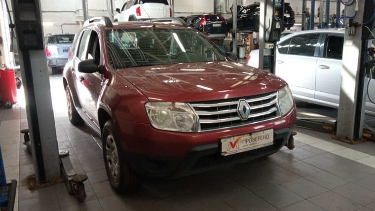 Renault Duster 2012 года, 117 033 км - вид 2