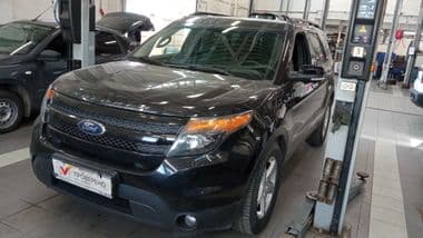 Ford Explorer 2014 года, 108 038 км - вид 1