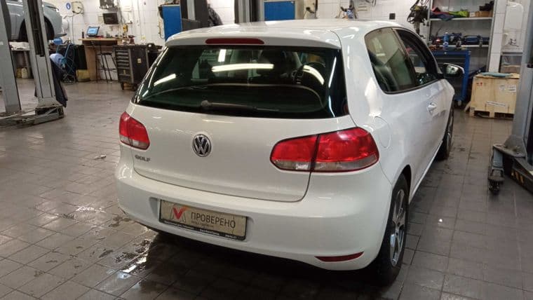 Volkswagen Golf, 2011 - вид 2
