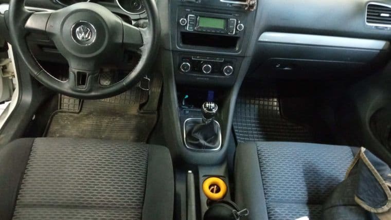 Volkswagen Golf, 2011 - вид 4