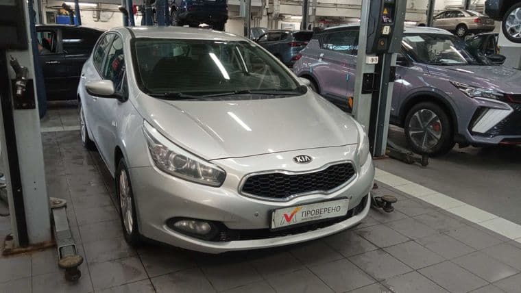 KIA Ceed, 2013 - вид 2