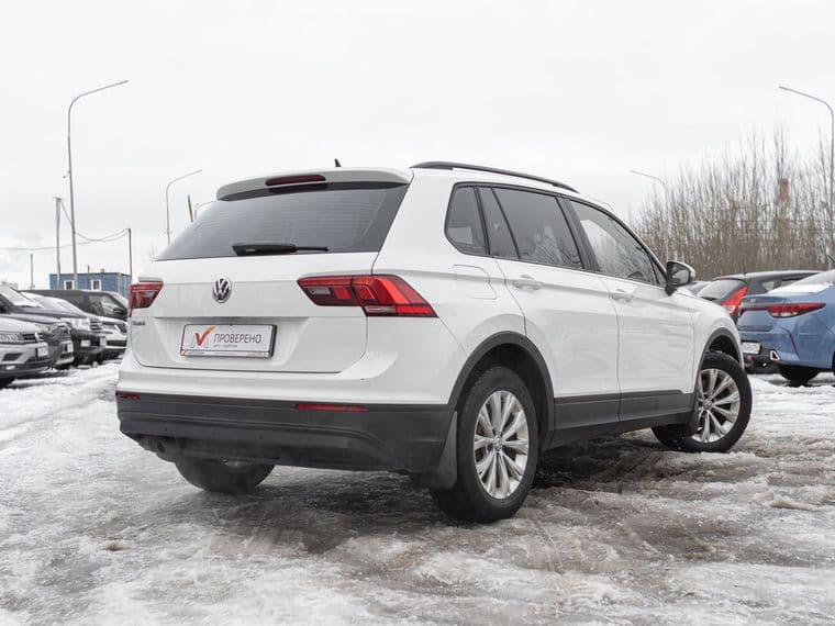 Volkswagen Tiguan 2020 года, 111 850 км - вид 2