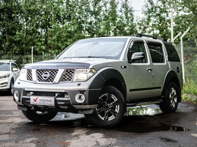 Nissan Pathfinder, 2007