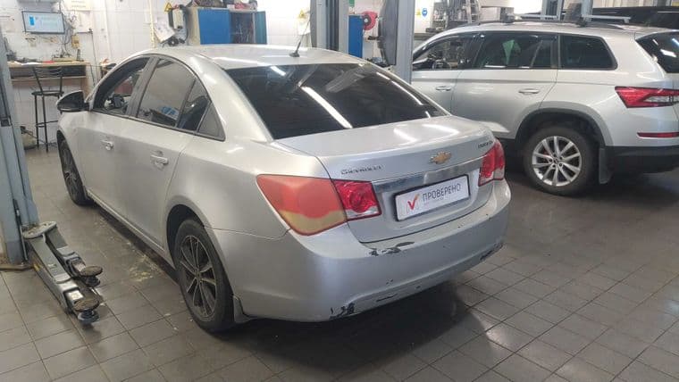 Chevrolet Cruze, 2011 - вид 3