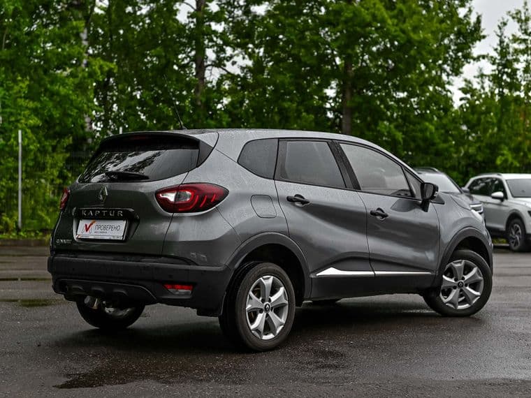 Renault Kaptur 2017 года, 121 102 км - вид 2