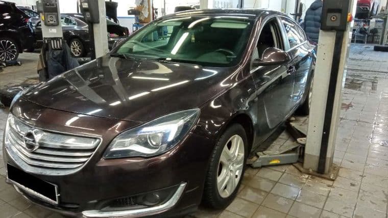 Opel Insignia 2013 года, 151 470 км - вид 1