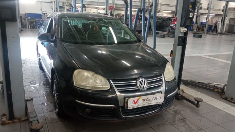 Volkswagen Jetta, 2009 - вид 1