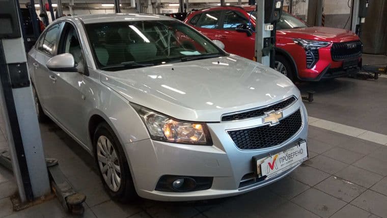 Chevrolet Cruze 2012 года, 95 300 км - вид 2