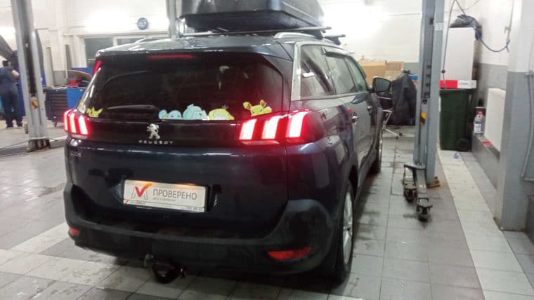 Peugeot 5008, 2018 - вид 2
