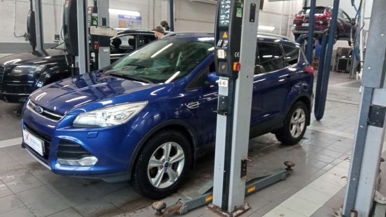 Ford Kuga, 2014