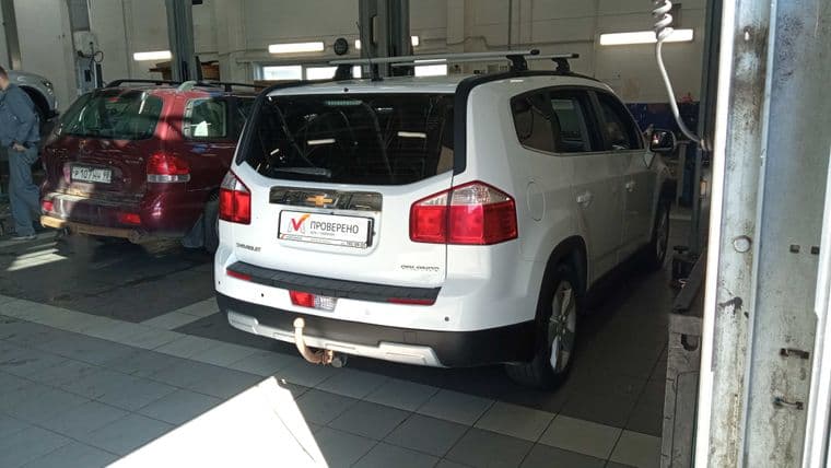 Chevrolet Orlando, 2014 - вид 2