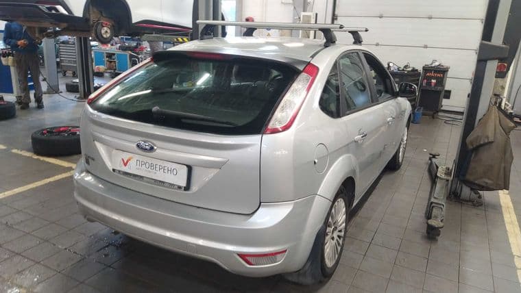 Ford Focus, 2010 - вид 2