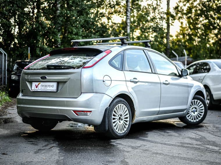 Ford Focus, 2010 - вид 1
