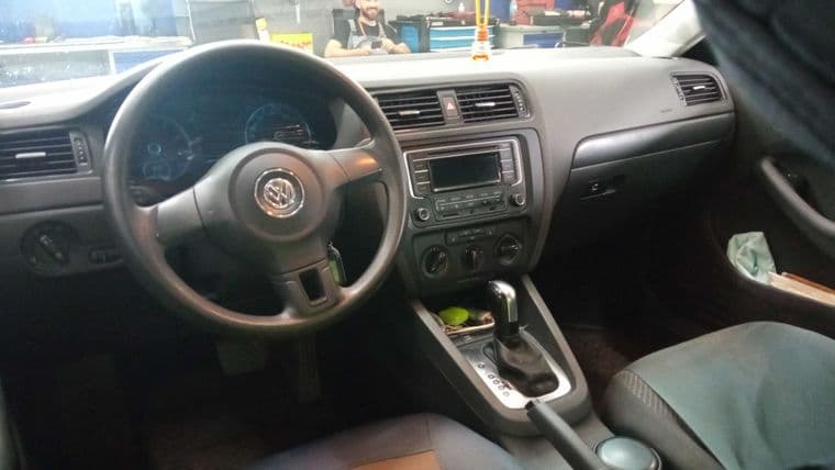 Volkswagen Jetta, 2014 - вид 4