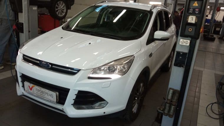Ford Kuga, 2015