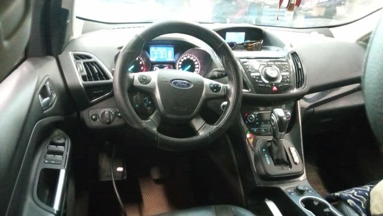 Ford Kuga, 2015 - вид 4