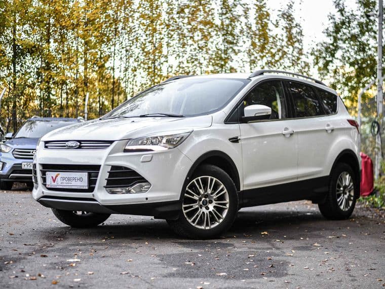 Ford Kuga, 2015