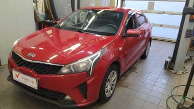 KIA Rio 2021 года, 92 500 км - вид 1