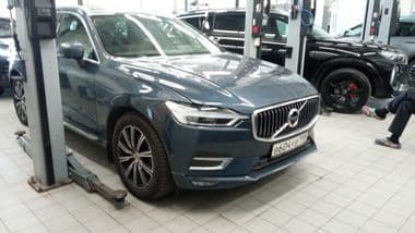 Volvo XC60 2019 года, 147 936 км - вид 2