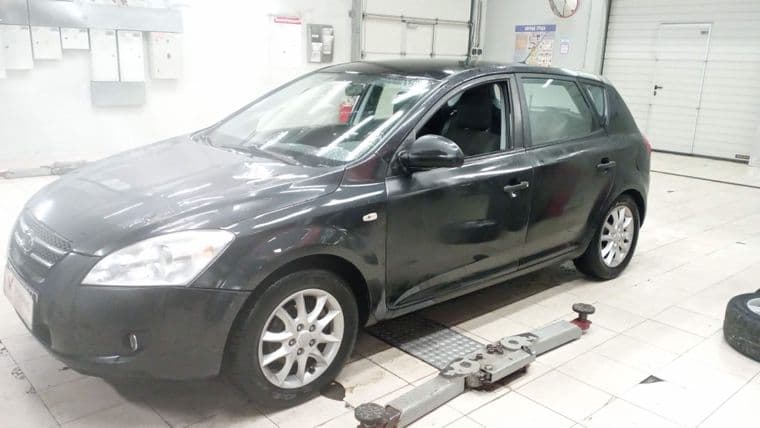 KIA Ceed 2008 года, 164 795 км | VIN 04660 - вид 2
