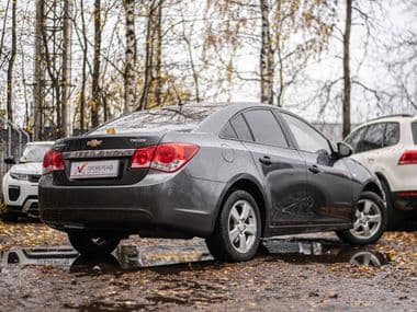 Chevrolet Cruze 2011 года, 189 688 км - вид 2