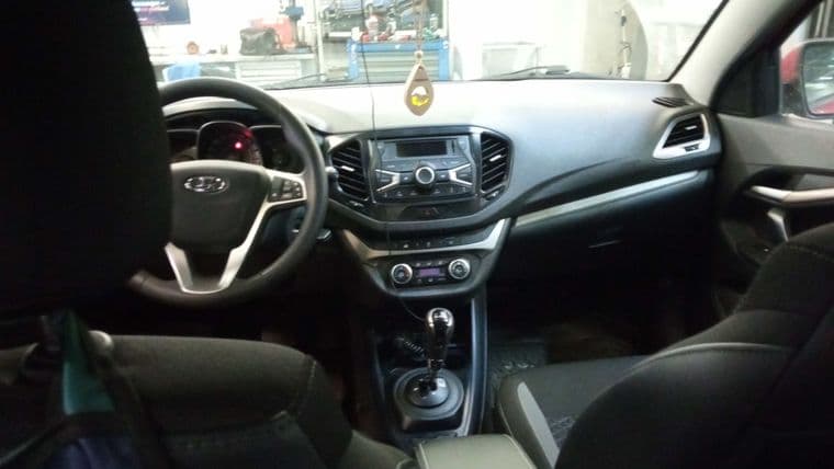 ВАЗ (LADA) Vesta Cross, 2018 - вид 4