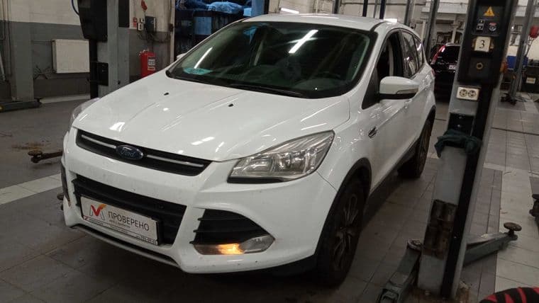 Ford Kuga 2016 года, 149 738 км - вид 1