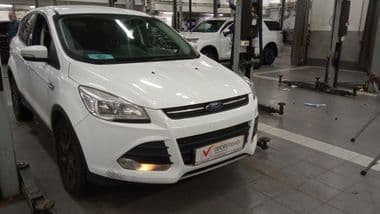 Ford Kuga 2016 года, 149 738 км - вид 2