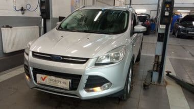 Ford Kuga 2016 года, 108 106 км - вид 1