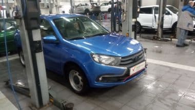 ВАЗ (LADA) Granta 2021 года, 65 120 км - вид 2