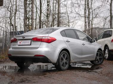 KIA Cerato 2014 года, 443 859 км - вид 2